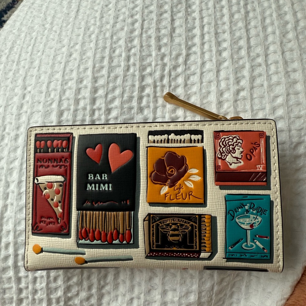 Kate Spade matchbox wallet bifold